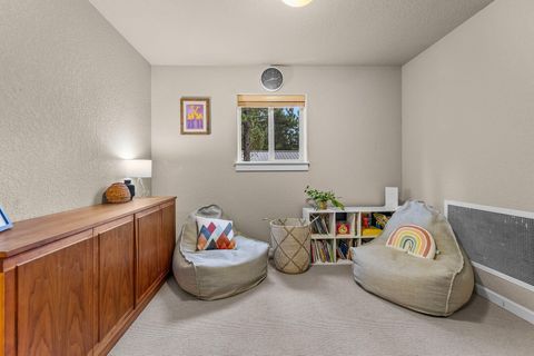 Tiny photo for 53591 Brookie Way, La Pine, OR 97739 (MLS # 220210314)
