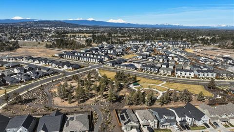 Tiny photo for 3016 NE Moreno Place, Bend, OR 97701 (MLS # 220217433)