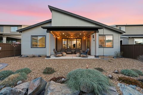 Tiny photo for 3016 NE Moreno Place, Bend, OR 97701 (MLS # 220217433)