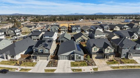 Tiny photo for 3016 NE Moreno Place, Bend, OR 97701 (MLS # 220217433)