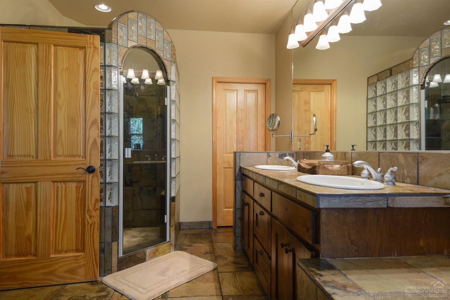 Awbrey Butte - Residential