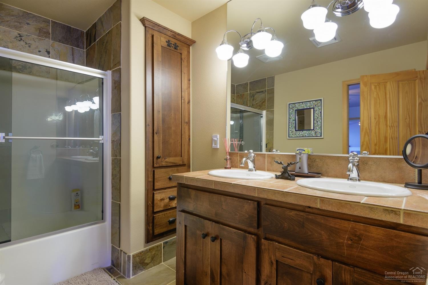 Awbrey Butte - Residential