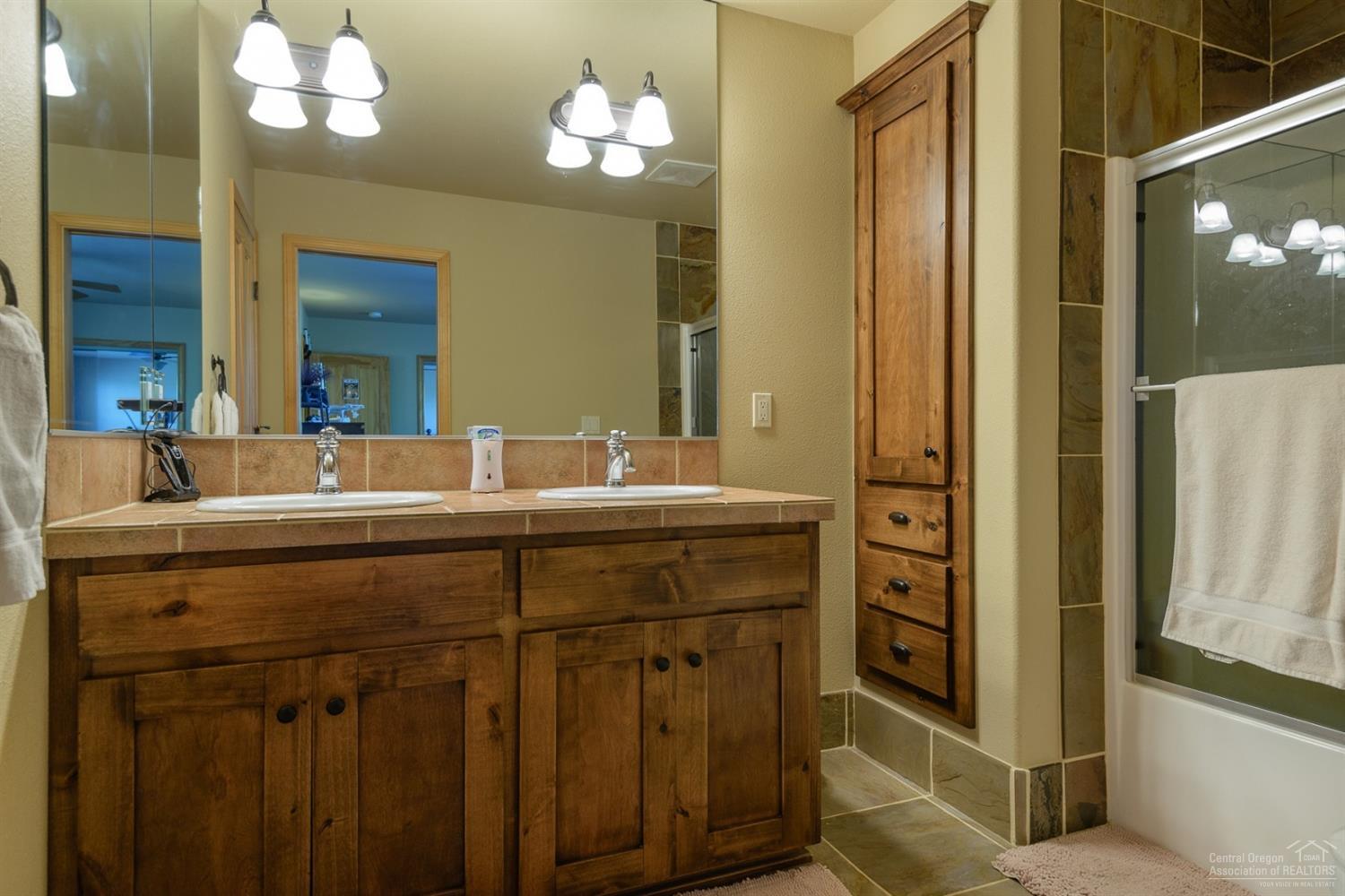 Awbrey Butte - Residential