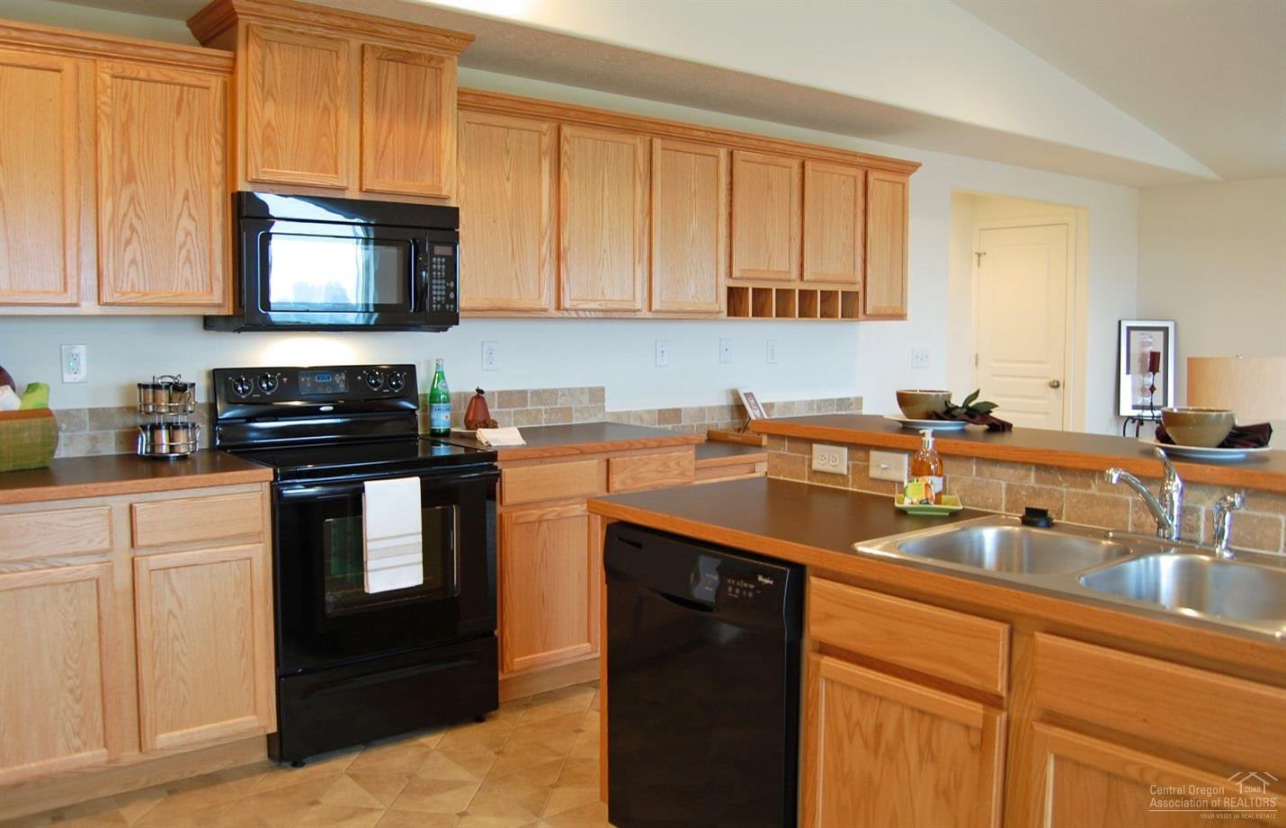 Pettigrew Place - Residential