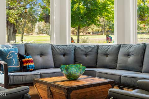 Tiny photo for 2021 Osprey Drive, Redmond, OR 97756 (MLS # 220227106)