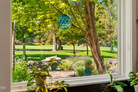 Tiny photo for 2021 Osprey Drive, Redmond, OR 97756 (MLS # 220227106)