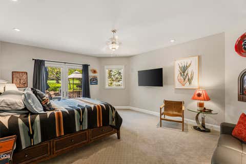 Tiny photo for 2021 Osprey Drive, Redmond, OR 97756 (MLS # 220227106)