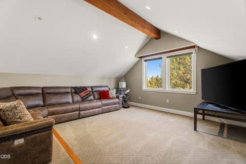Tiny photo for 2021 Osprey Drive, Redmond, OR 97756 (MLS # 220227106)