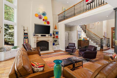 Tiny photo for 2021 Osprey Drive, Redmond, OR 97756 (MLS # 220227106)