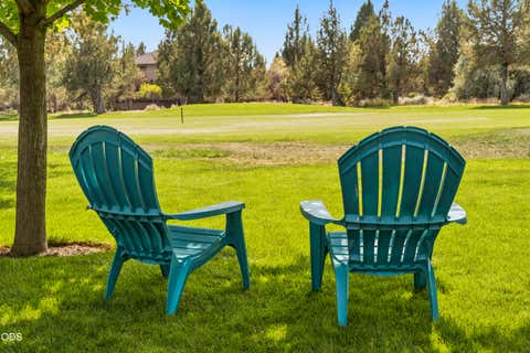 Tiny photo for 2021 Osprey Drive, Redmond, OR 97756 (MLS # 220227106)