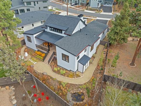 Tiny photo for 2947 NW Polarstar Avenue, Bend, OR 97703 (MLS # 220211997)