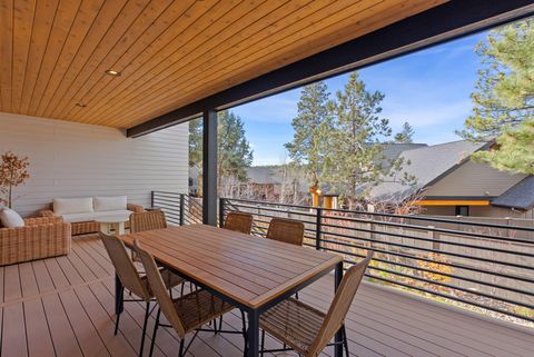 Tiny photo for 2947 NW Polarstar Avenue, Bend, OR 97703 (MLS # 220211997)