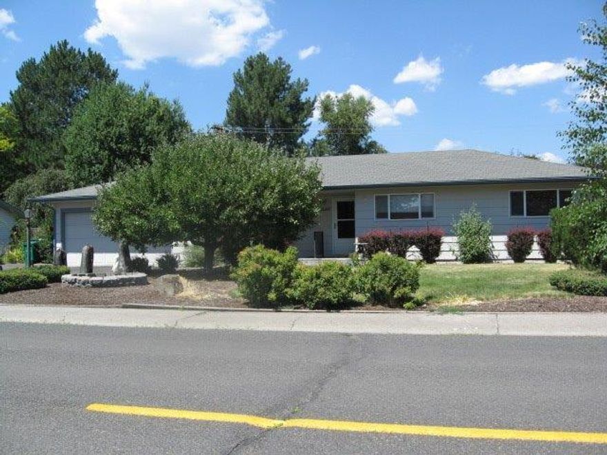 This Cypress Villa home was well constructed and very well cared for. Hardwood floors thruout most of home with newer laminate in living room and tile in laundry. Nice cabinetry. Nearly new gas furnace. New rear fencing. Gas log fireplace. Mature fruit tree and nicely landscaped. Garage has a 220v outlet for an RV. RV parking at side of home. Has a darling 6' X 10'greenhouse. Don't miss the neat family room off the laundry room that is not included in the square footage. This home is a real gem and located in a great suburban location.