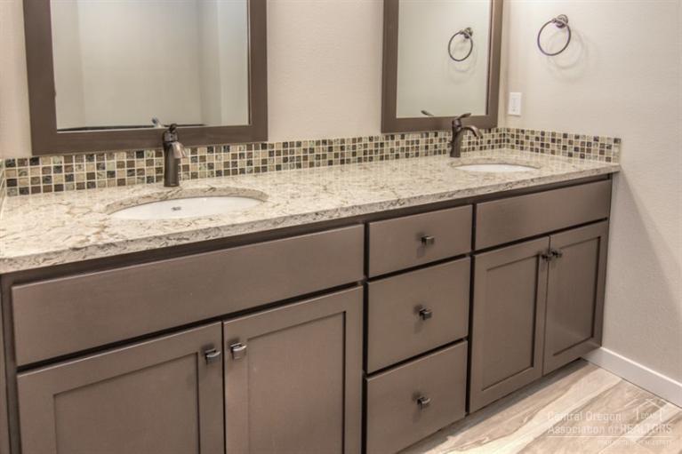 Awbrey Glen - Residential