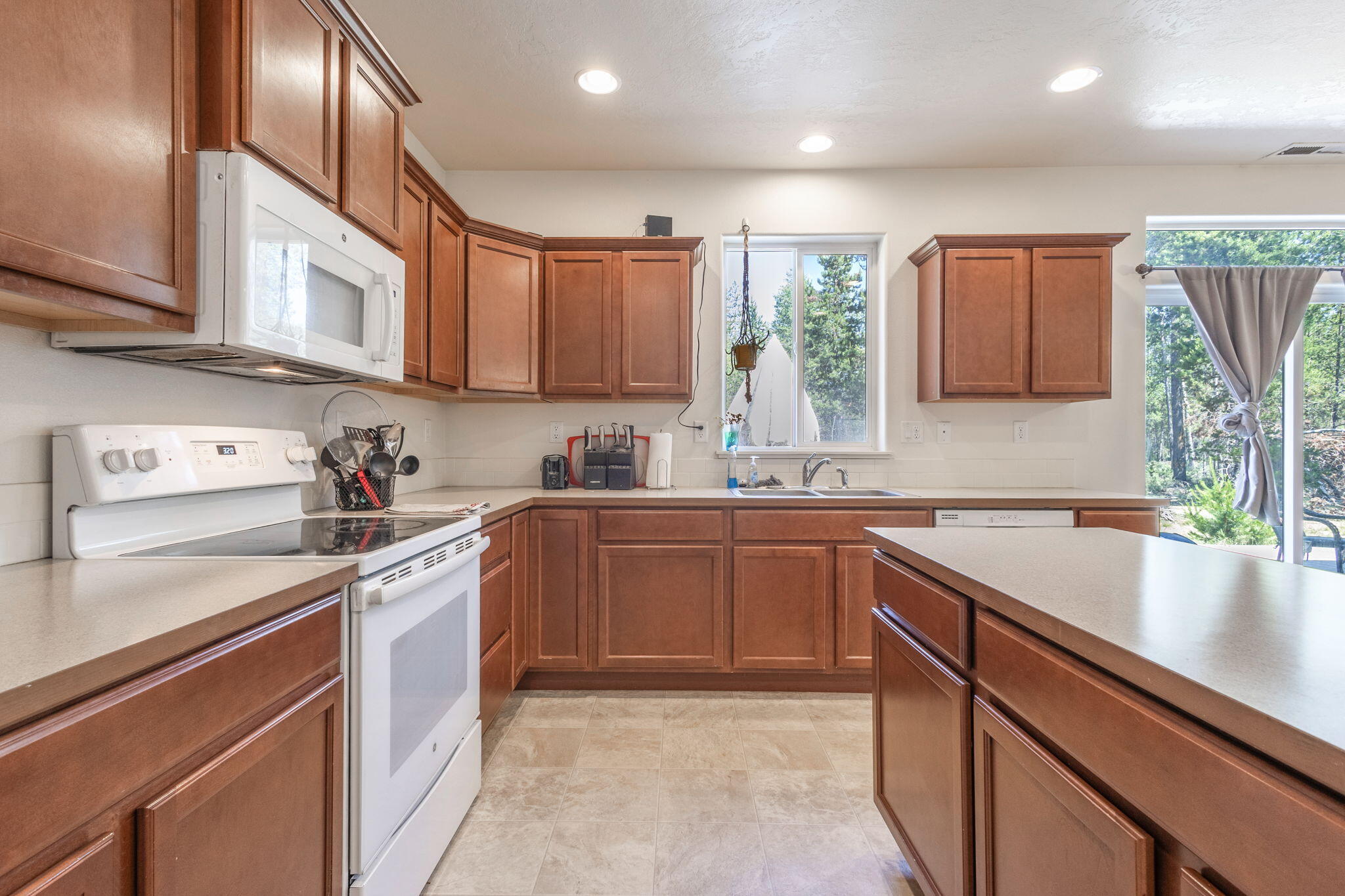 Danielle's Acres - Residential