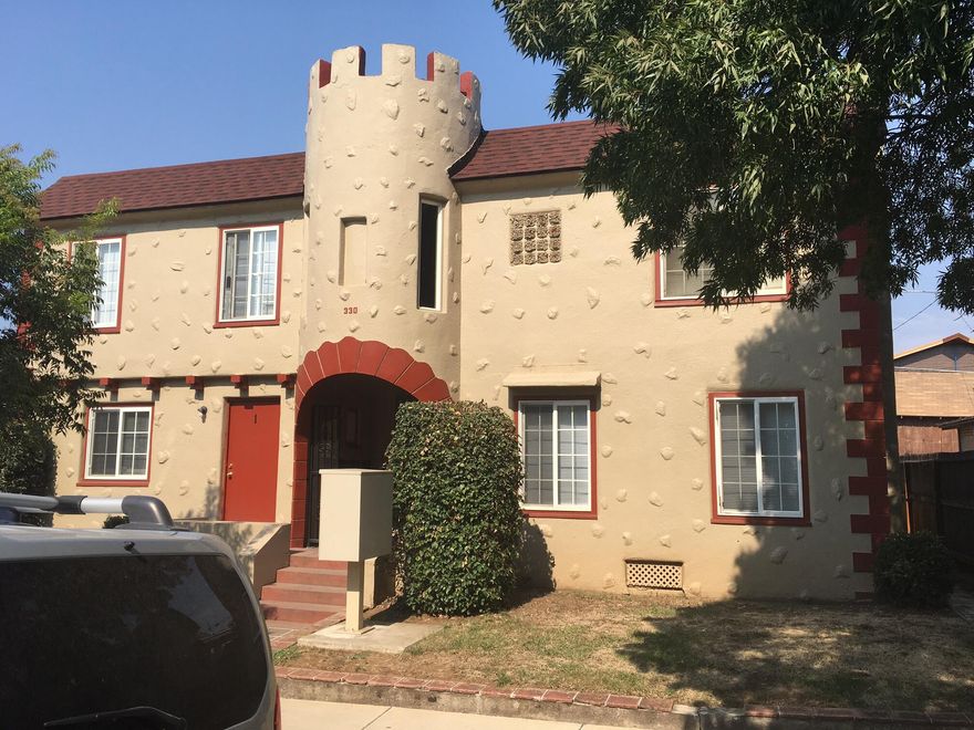 10 charming units in the heart of Medford, composed of 5 studios and 5 1BD. Exceptionally strong rental history, well managed and well maintained. Attractive CAP rate. Contact listing agent for additional information.