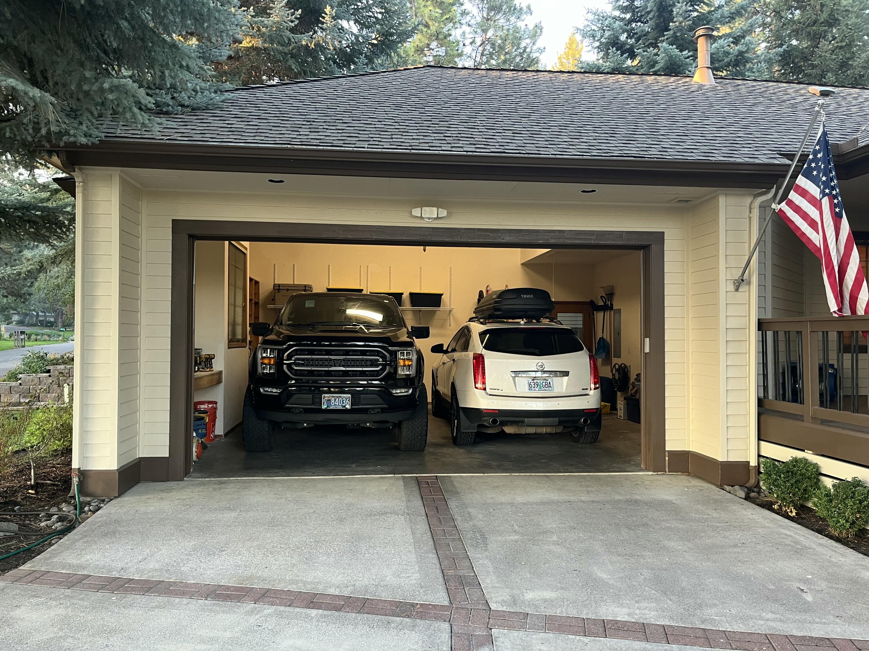 60785 Willow Creek Loop