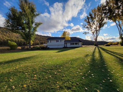 100 NE Jumping Grass Lane Prineville OR 97754