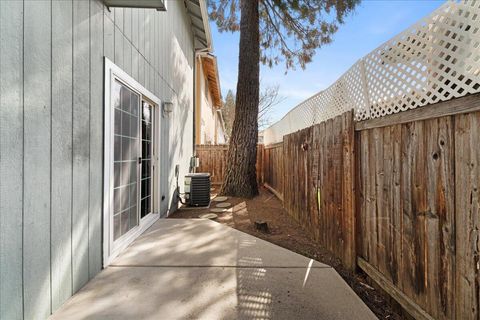Tiny photo for 647 Shadow Way, Central Point, OR 97502 (MLS # 220217676)