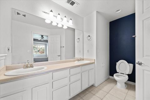 Tiny photo for 647 Shadow Way, Central Point, OR 97502 (MLS # 220217676)