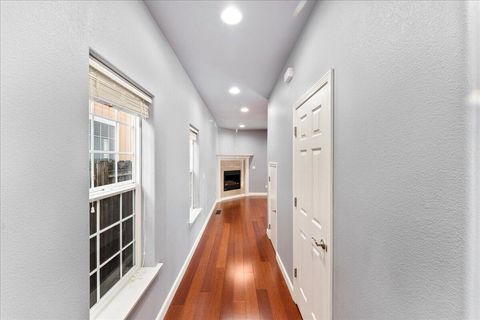 Tiny photo for 647 Shadow Way, Central Point, OR 97502 (MLS # 220217676)