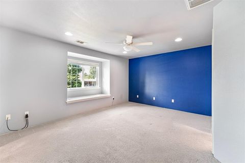 Tiny photo for 647 Shadow Way, Central Point, OR 97502 (MLS # 220217676)