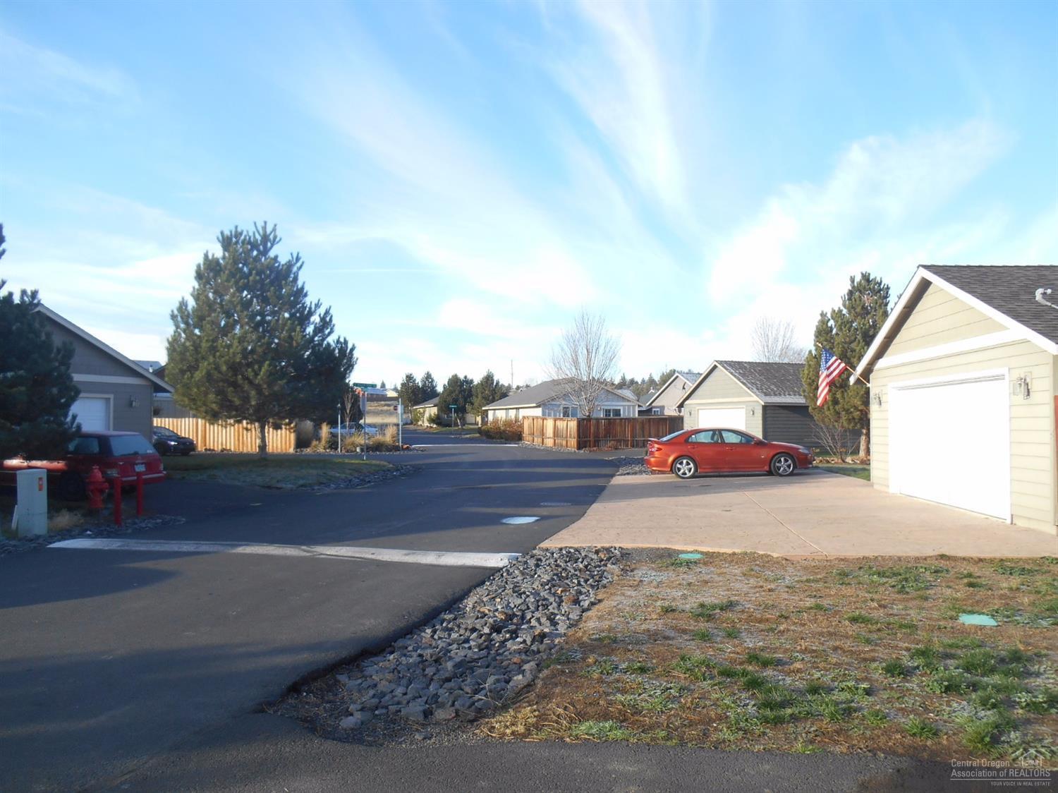 The Pines at Madras - Residential