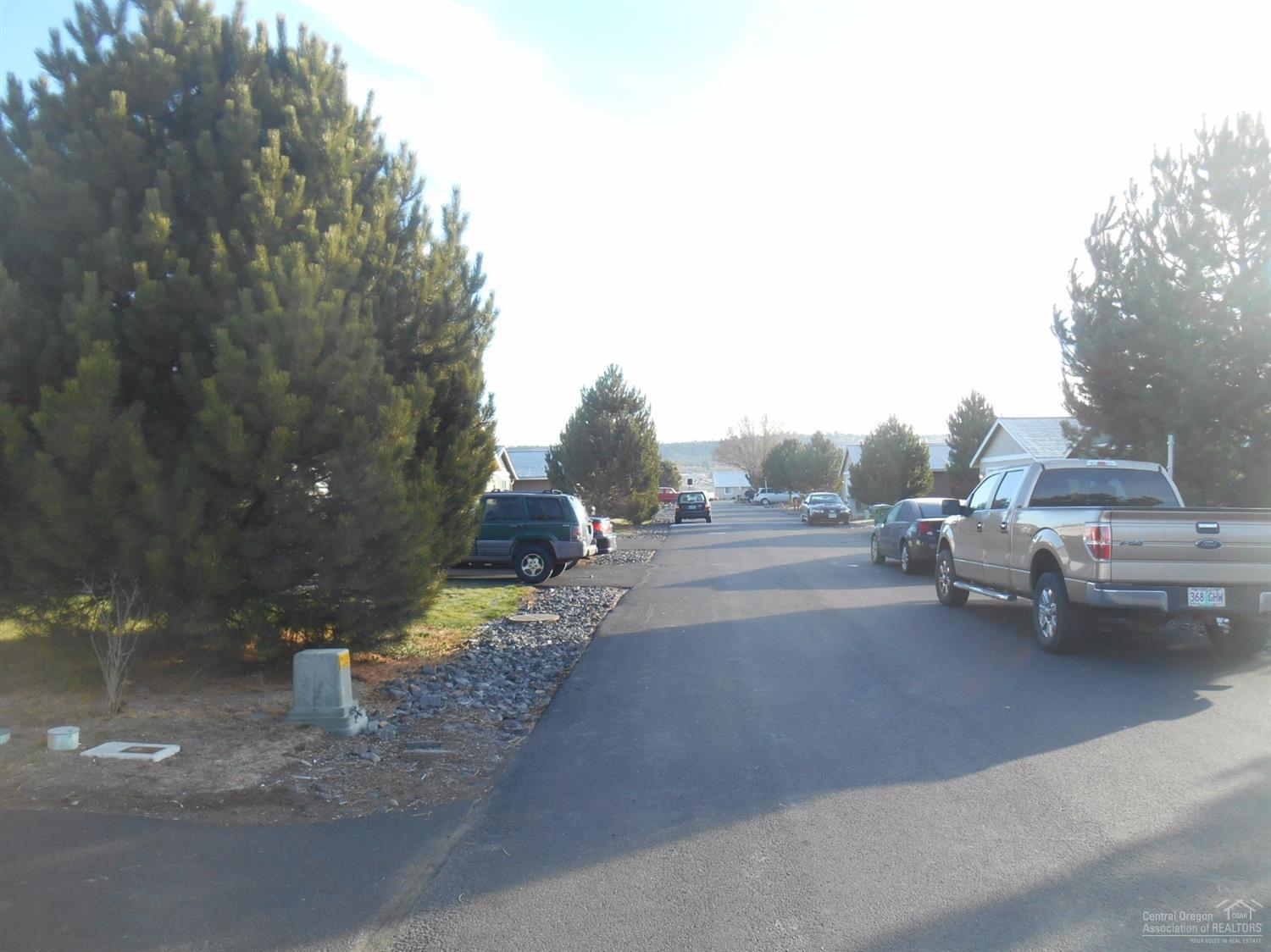 The Pines at Madras - Residential