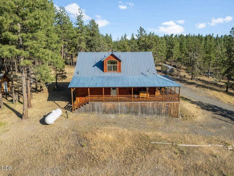 Tiny photo for 32671 Magpie Drive, Chiloquin, OR 97624 (MLS # 220224401)
