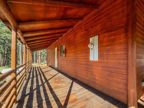 Tiny photo for 32671 Magpie Drive, Chiloquin, OR 97624 (MLS # 220224401)
