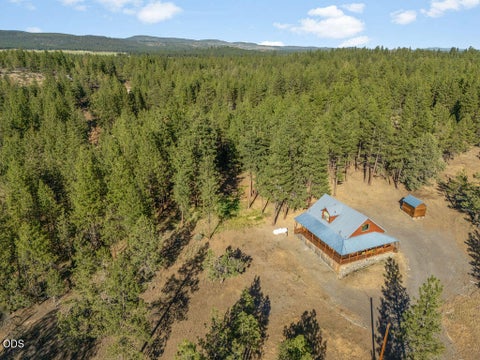 Tiny photo for 32671 Magpie Drive, Chiloquin, OR 97624 (MLS # 220224401)