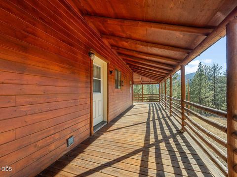Tiny photo for 32671 Magpie Drive, Chiloquin, OR 97624 (MLS # 220224401)