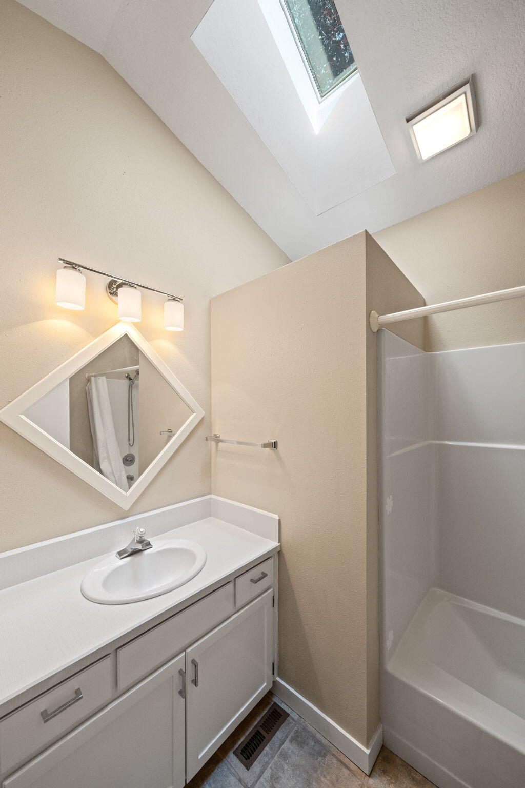 Nottingham Square - Residential