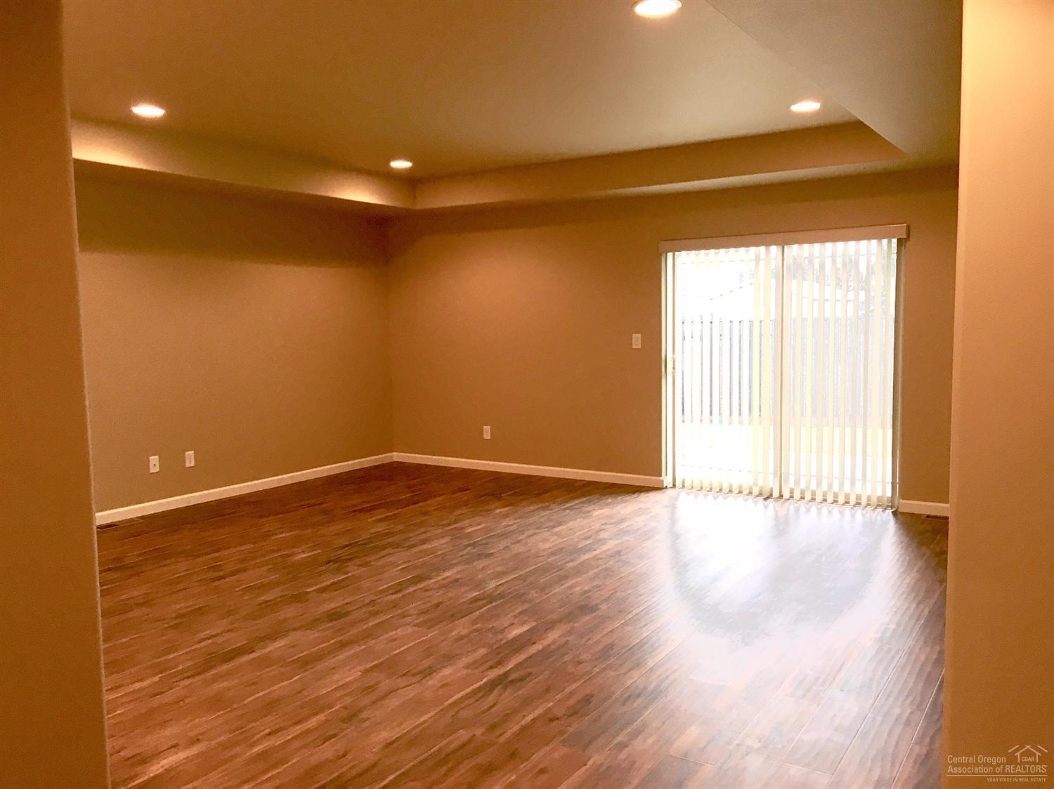 Julina Park - Residential