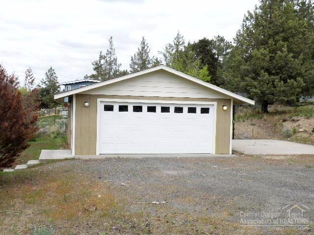 North Madras Heights - Residential