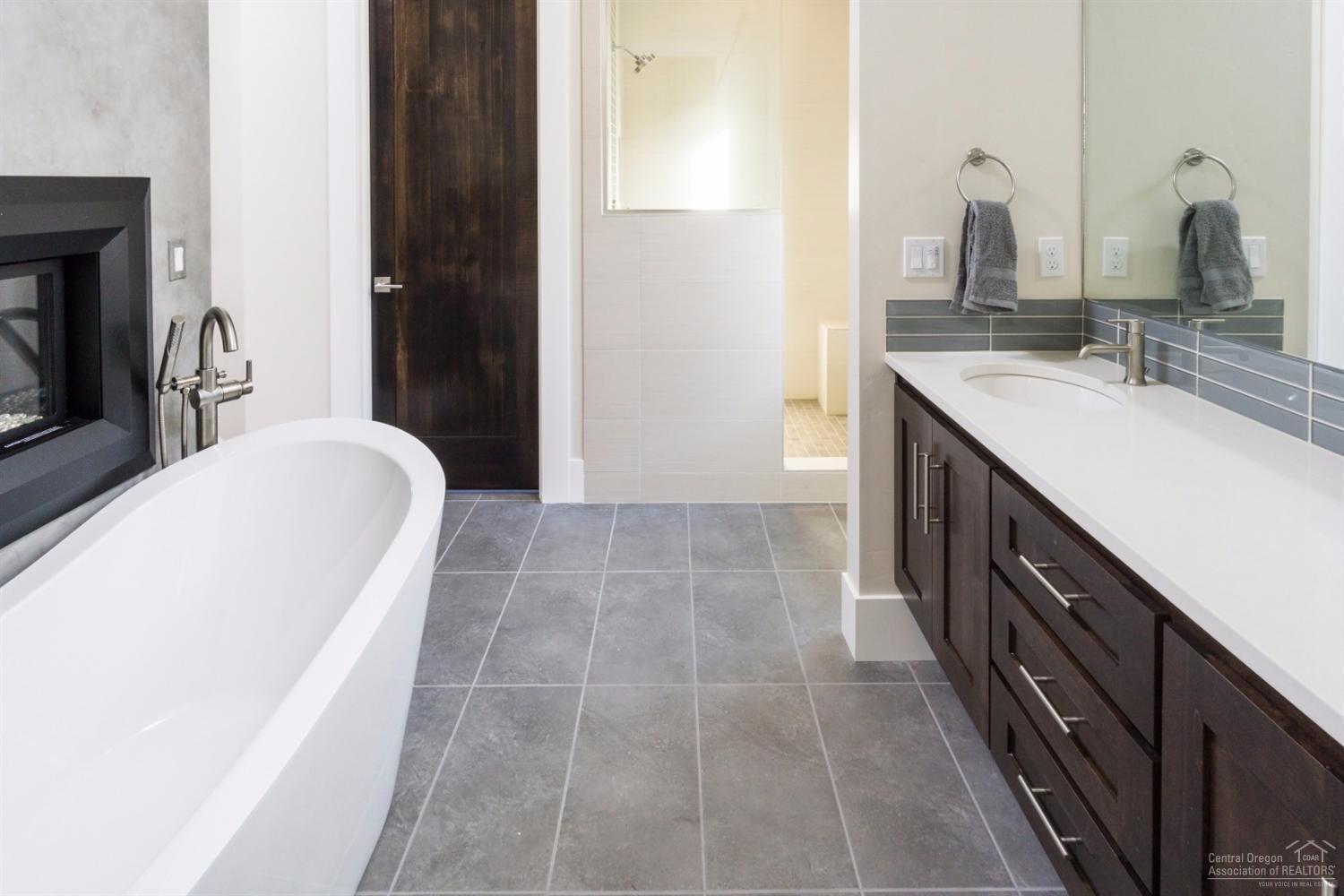 Wood River Ridge - Residential