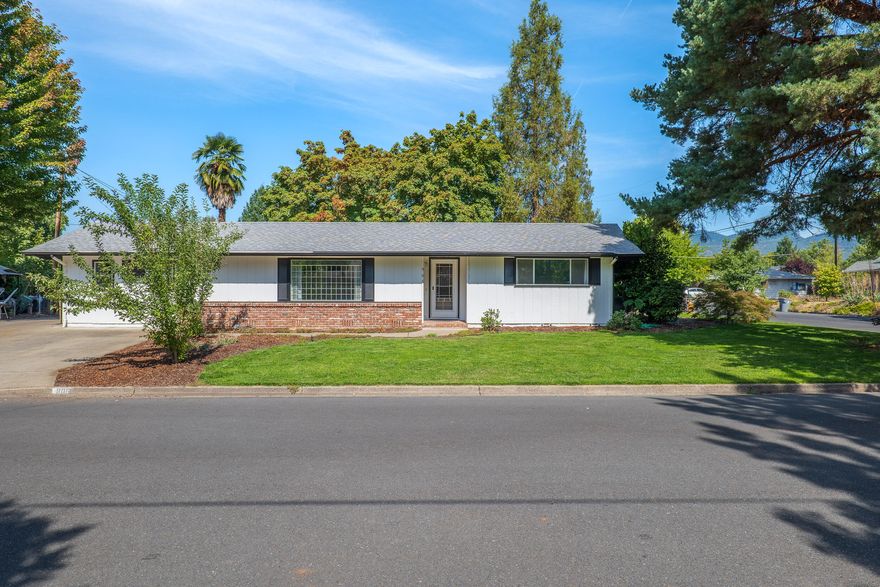 This charming 3-bed, 2-bath gem boasts 1540 square feet of pure comfort on a generous .26-acre corner lot, nestled in a peaceful cul-de-sac. Fresh interior paint and upgraded lighting create an inviting atmosphere, while a stunning picture window bathes the living space in natural light. Plus, enjoy the convenience of RV parking. Step inside of 906 SW River Oaks place today!