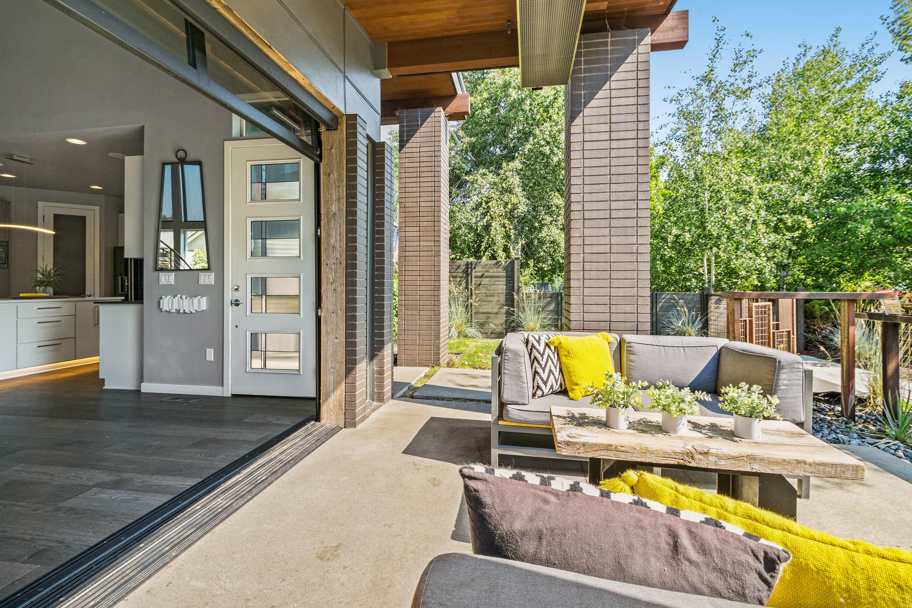 Boulevard - Residential