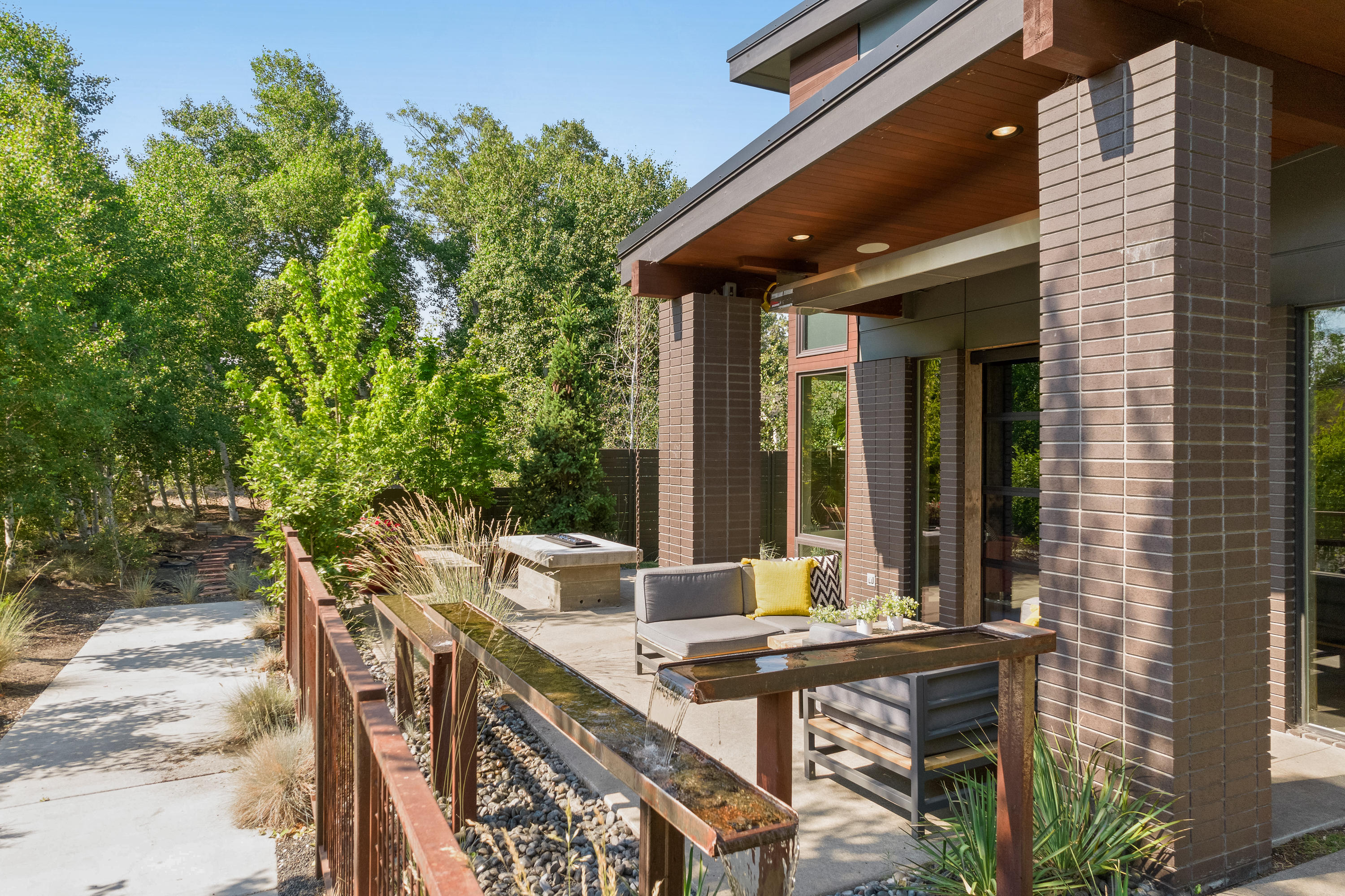 Boulevard - Residential