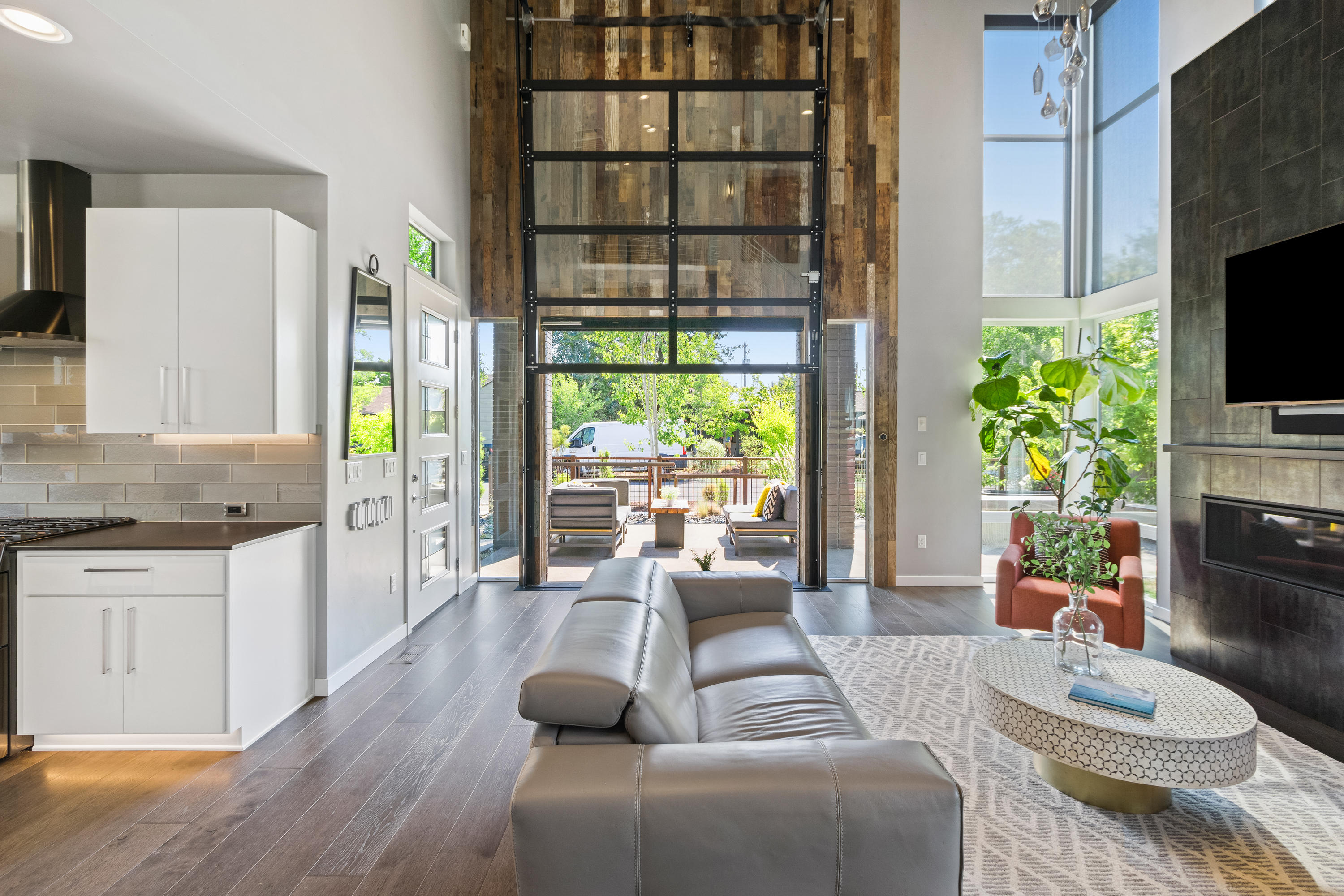 Boulevard - Residential