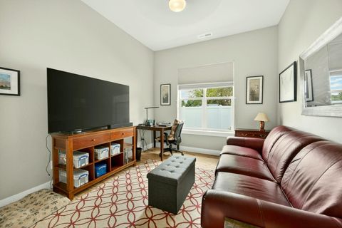 Tiny photo for 1175 Lindsey Court, Central Point, OR 97502 (MLS # 220219502)