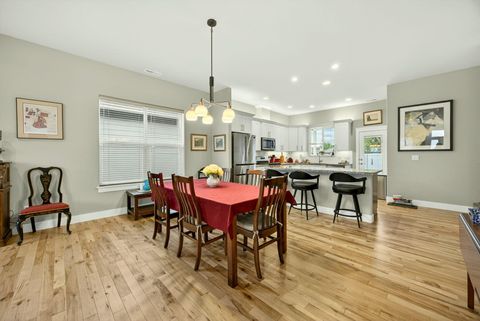 Tiny photo for 1175 Lindsey Court, Central Point, OR 97502 (MLS # 220219502)