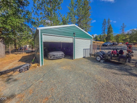 Tiny photo for 3757 Russell Road, Grants Pass, OR 97526 (MLS # 220227043)