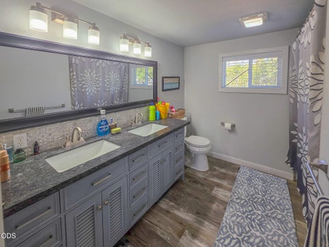 Tiny photo for 3757 Russell Road, Grants Pass, OR 97526 (MLS # 220227043)