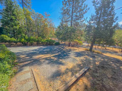 Tiny photo for 3757 Russell Road, Grants Pass, OR 97526 (MLS # 220227043)
