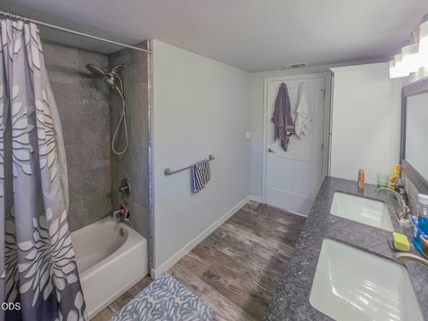 Tiny photo for 3757 Russell Road, Grants Pass, OR 97526 (MLS # 220227043)