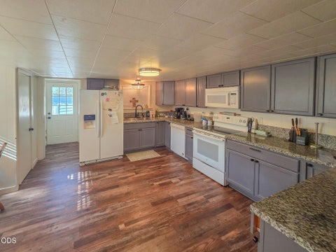 Tiny photo for 3757 Russell Road, Grants Pass, OR 97526 (MLS # 220227043)