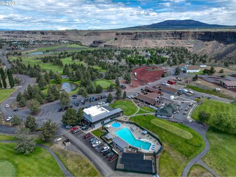 Tiny photo for 13535 SW Cinder Drive, Terrebonne, OR 97760 (MLS # 220213025)