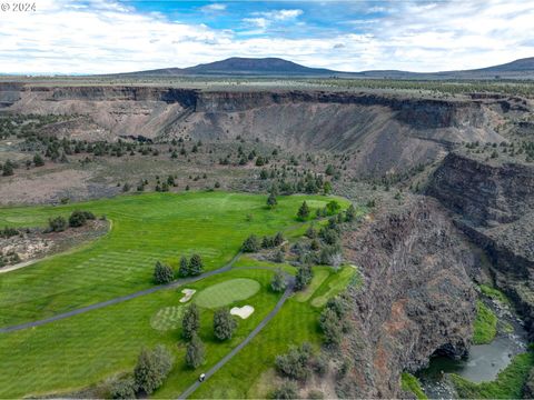 Tiny photo for 13535 SW Cinder Drive, Terrebonne, OR 97760 (MLS # 220213025)