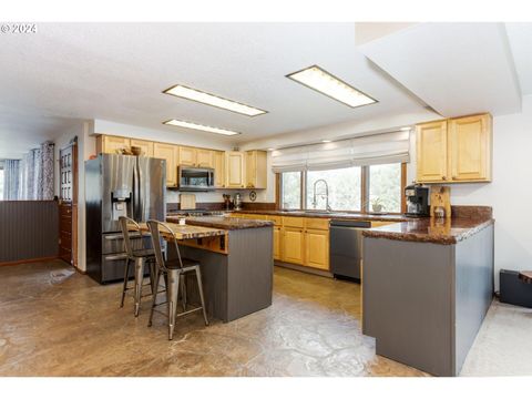 Tiny photo for 13535 SW Cinder Drive, Terrebonne, OR 97760 (MLS # 220213025)